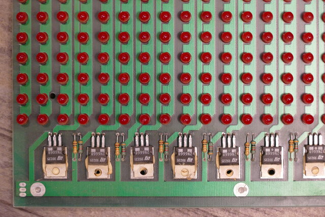 Bottom detail of sub panel